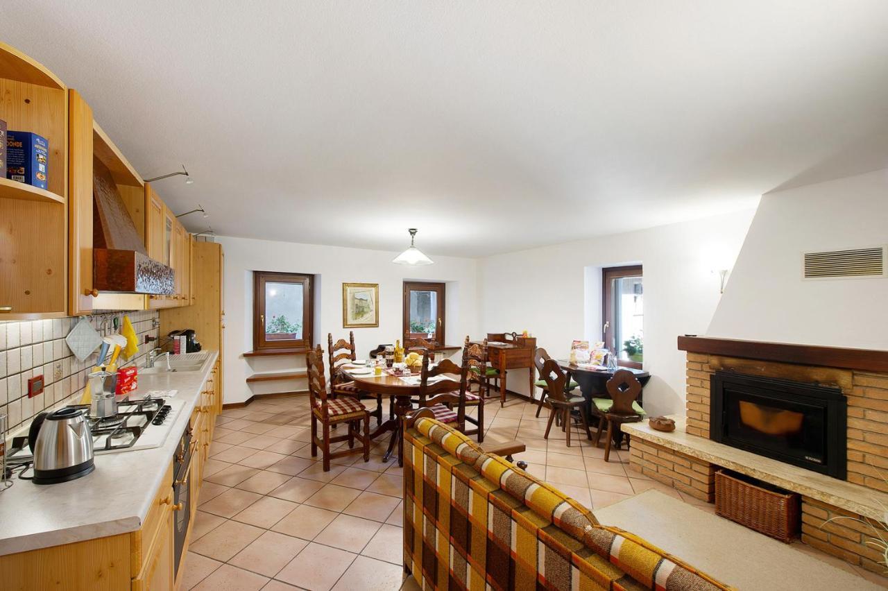 Alla Meridiana Bard Exterior foto